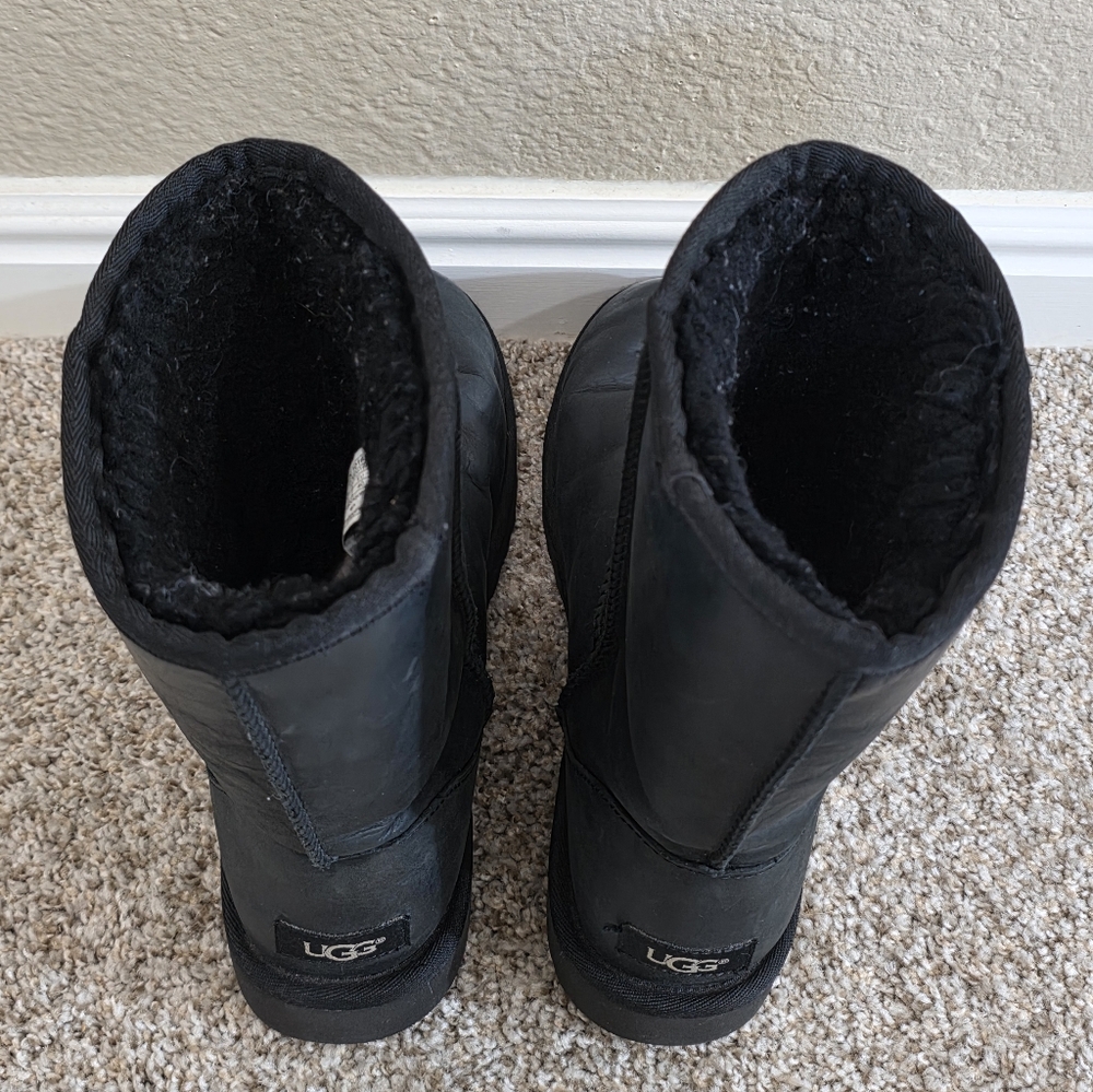 UGG Black Winter Boots - Picture 5 of 10